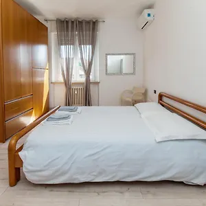 Bicocca Modern Flat , Milano Italia